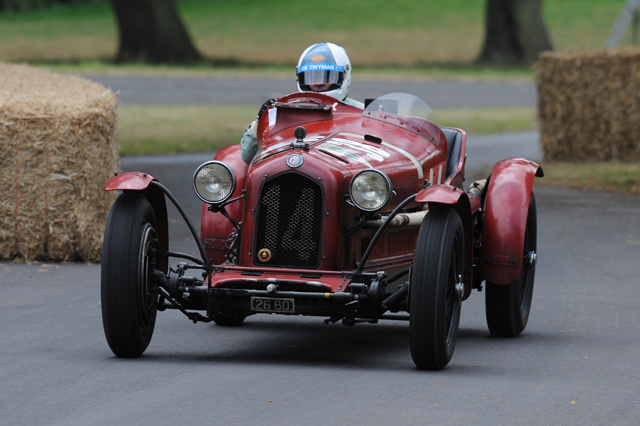 Neil Twyman in the Alfa Romeo 8C Muletto